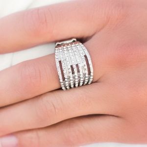 Ring - It's The Glitter Things That Count White